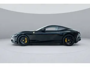 Ferrari Roma >NERO STELLATO*FERRARI APPROVED< Bild 2