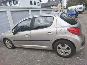 Peugeot 207 1.4 Benzin 75ch