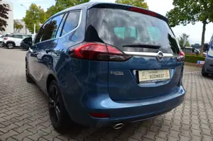 Opel Zafira Tourer 1.6 SIDI Turbo ecoFLEX Start/Stop Edition Bild 4