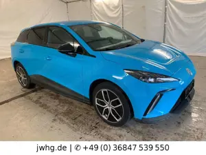 MG MG4 Luxury Leder Navi 360°Kam ACC Wärmep Bild 2