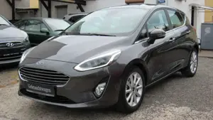 Ford Fiesta 1,0 74kW  Titanium Automatik*PDC-SHZ-NAVI