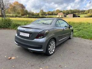 Peugeot 207 207 CC*Cabrio Bild 4