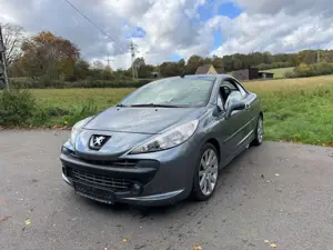 Peugeot 207 207 CC*Cabrio Bild 3