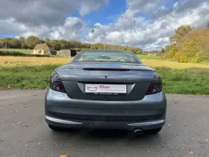 Peugeot 207 207 CC*Cabrio Bild 5