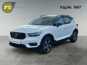 Volvo XC40 Plus Dark 2WD B4 StandHZG AHK El. Panodach Digital