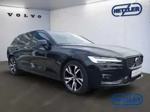 Volvo V60 B4 Mild-Hybrid Diesel Plus Dark 360-Grad Kamera Fa Bild 2