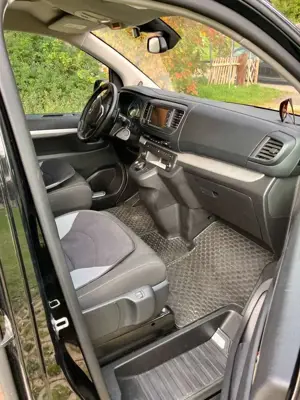 Opel Zafira Life Crosscamp Bild 3