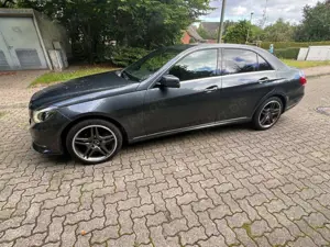 Mercedes-Benz E 200 CDI 7G-TRONIC Bild 4