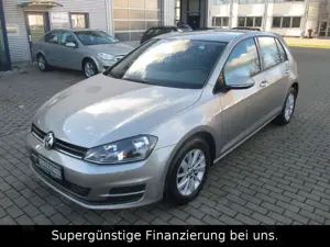Volkswagen Golf VII Lim. Trendline BMT,5-TÜRIG,NAVI,GARANTI