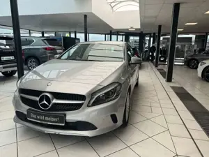 Mercedes-Benz A 200 Urban *Automatik*LED*Kamera