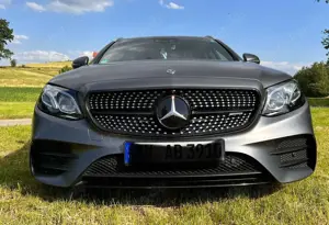 Mercedes-Benz E 43 AMG Service neu, Reifen neu, Batterie neu Bild 2