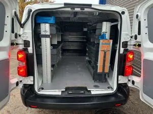 Opel Vivaro Bild 1