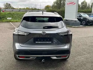 Nissan Qashqai 1.3 DIG-T Xtronic N-Connecta AHK/Winter/Komfort Bild 4