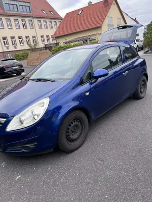 Opel Corsa 1.0 12V Edition D Bild 3