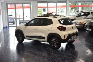 Dacia Spring Comfort Plus Navi Kamer PDC Temp1-Hand Bild 3