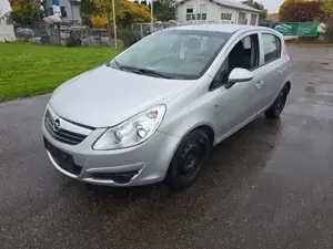 Opel Corsa D Edition Klima TÜV 03/2027 Bild 1