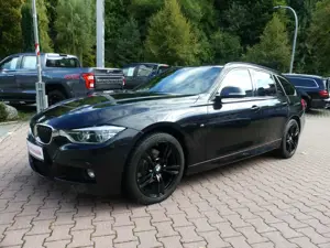 BMW 320 d*xDrive*M-Paket*SHZ*HUD*Leder*LED*Kam*Pano
