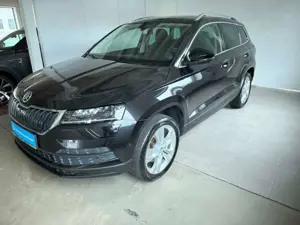 Skoda Karoq Style 1.5 TSI DSG Navi LED ACC Kamera el.Klappe PDC SHZ