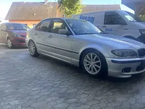 BMW 320 320d Bild 4