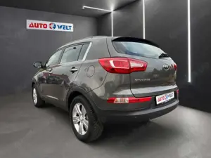 Kia Sportage 2.0 Vision 2WD Bild 5