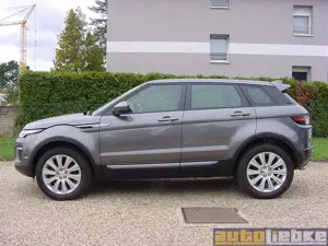 Land Rover Range Rover Evoque Si4 AUT,NAVI,PANO,KAM,LEDER,eHK,SHZ,PDC,BT,GRA,SH! Bild 2