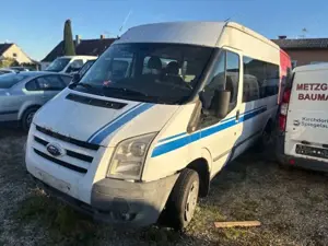 Ford Transit FT 300 M Trend 9 Sitzer Geeignet  Motor Schaden