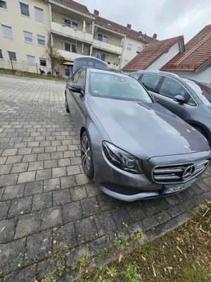 Mercedes-Benz E 220 d 9G-TRONIC Avantgarde