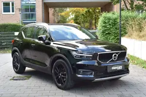 Volvo XC40 D3 Momentum PANO 360 KAMERA LEDER