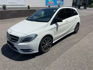 Mercedes-Benz B 180 B 180 (246.242)