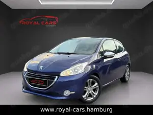 Peugeot 208 Allure*PANO*PDC*SHZ*KLIMAAUTO*8x BEREIFT*BT*