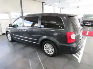 Lancia Voyager Hartung Bestattungswagen / Leichenwagen Bild 5