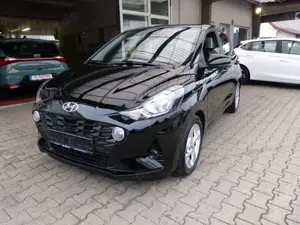 Hyundai i10 Trend KLIMAAUT. SHZ LHZ  APPLE PDC Bild 2