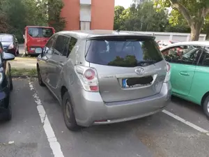 Toyota Verso Verso 2.0 D-4D Bild 5