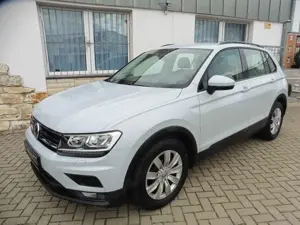 Volkswagen Tiguan 1,4 Trendline*LED*NAVI*AHK*PDC*SHZ...