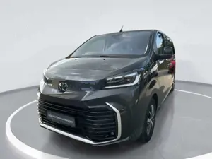 Toyota Proace 2,0-l-D-4D L1 (8-Si.) Autm. Verso Team Deutschland