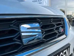 SEAT Leon ST 1.4 TSI DSG FR SHZ NAV PANO KAM EXPORT Bild 4