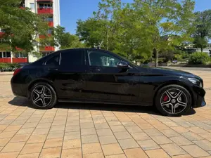 Mercedes-Benz C 300 e 4Matic AMG Line