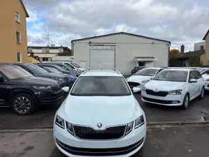 Skoda Octavia Leder Autom. LED AHK Navi Sihzg. Bild 2