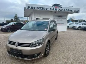 Volkswagen Touran 2.0 TDI  Style*7.SITZE*KAMERA*AUTOMATIK*