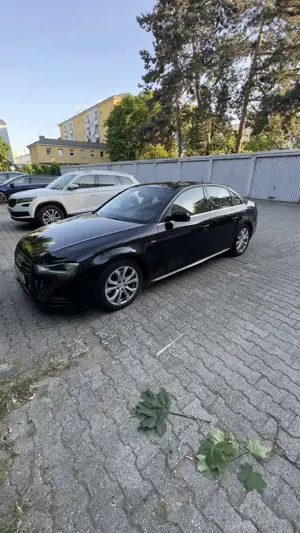 Audi A4 2.0 TDI DPF clean diesel multitronic S line Sportp