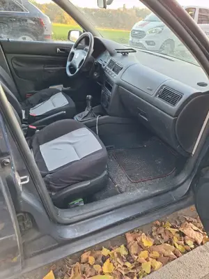 Volkswagen Golf Variant 1.4 Bild 4