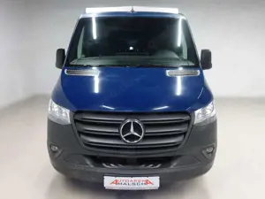 Mercedes-Benz Sprinter Aut. Pritsche DoKa AHK Klima TÜV NEU Bild 2