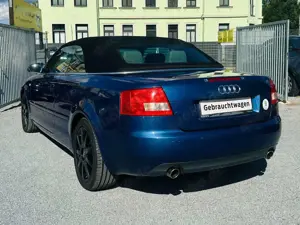 Audi A4 2.4 LEDER KLIMAAUTOMATIK 2.HAND 90000 KM ALU SH Bild 4