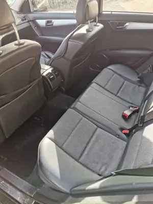 Mercedes-Benz C 220 T CDI DPF Avantgarde Bild 2