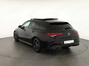 Mercedes-Benz CLA 220 CLA 220d AMG Line 4Matic Panorama Burmester ACC Bild 3