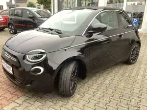 Fiat 500e La Prima AHK 42kWh Bild 5