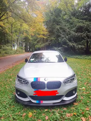 BMW 118 118d Aut. M Sport Bild 2