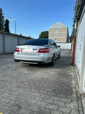 Mercedes-Benz E 63 AMG Speedshift 7G-MCT
