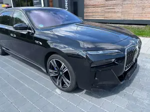 BMW 760