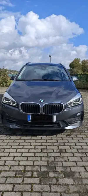 BMW 218 218d GT xDrive Aut. Adv., 7 Sitze, TÜV NEU